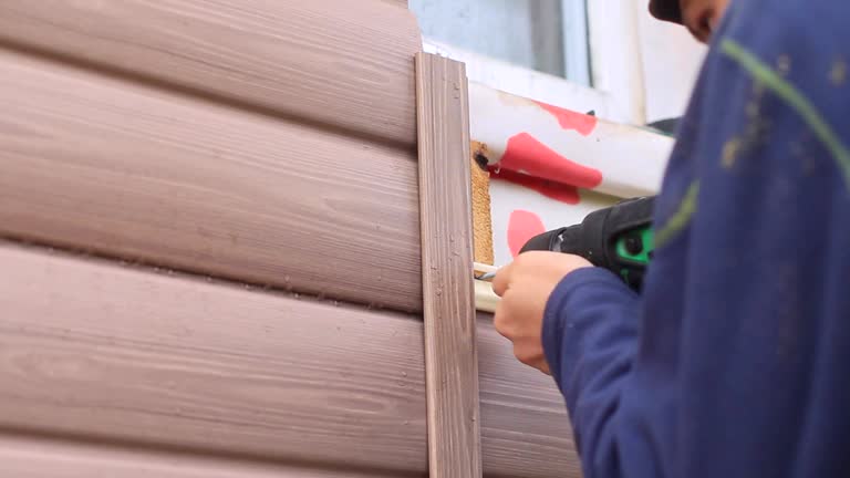 Best Construction Debris Removal  in Munhall, PA